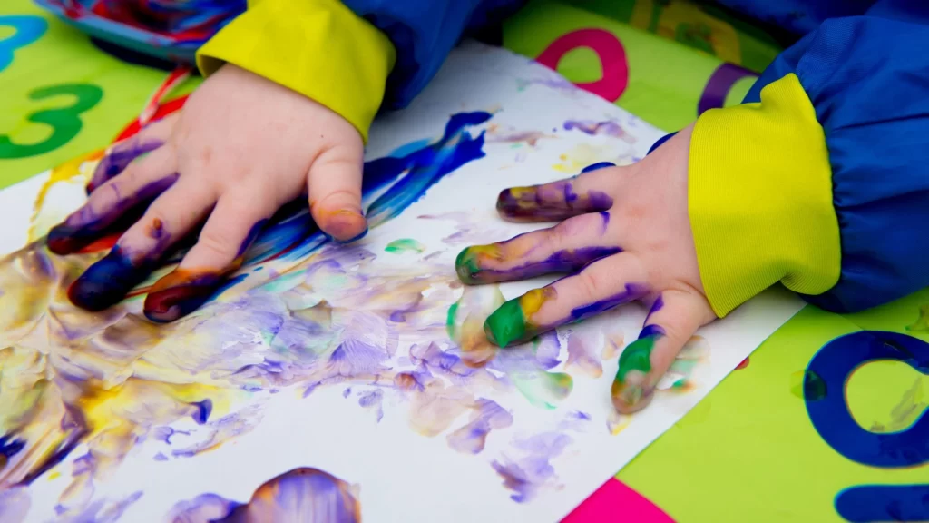12 Fun & Easy Finger Painting Activities for Preschoolers | KLAY